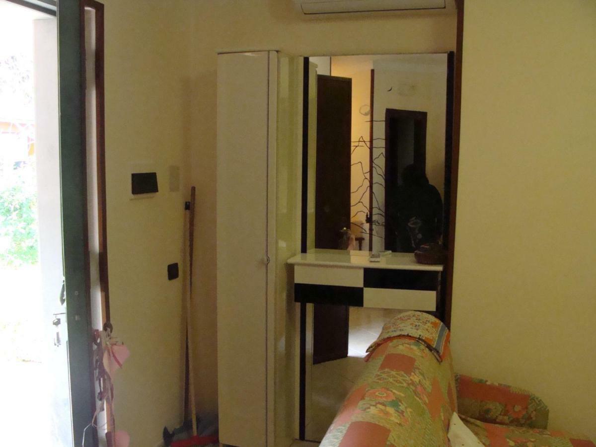 Villa Luisa Portici Luaran gambar